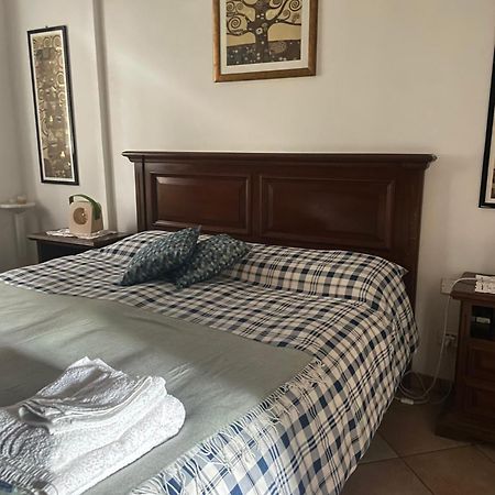 Il Giardino Di Emilia - Intero Appartamento In Villa Con Giardino Privato E Piscina Estiva Pontirolo Nuovo Exteriör bild
