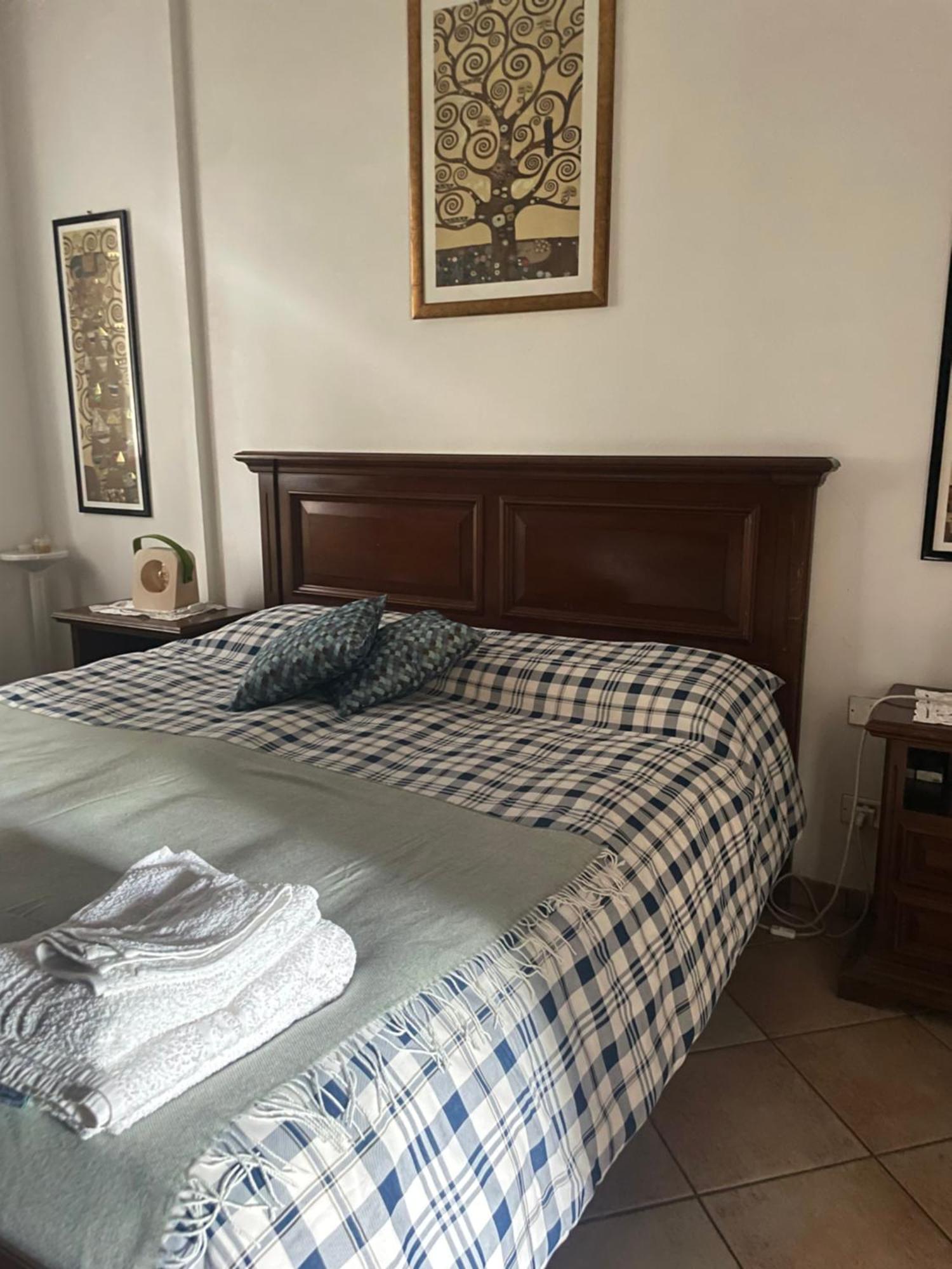 Il Giardino Di Emilia - Intero Appartamento In Villa Con Giardino Privato E Piscina Estiva Pontirolo Nuovo Exteriör bild